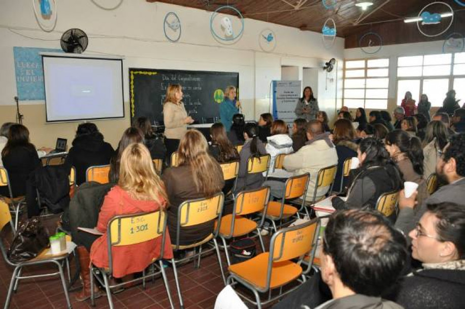 imagen Dictan carrera de Educación Elemental y Especial en Santa Rosa