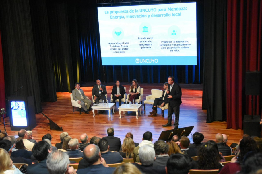 imagen "La UNCUYO se ha consolidado como un motor del desarrollo regional"