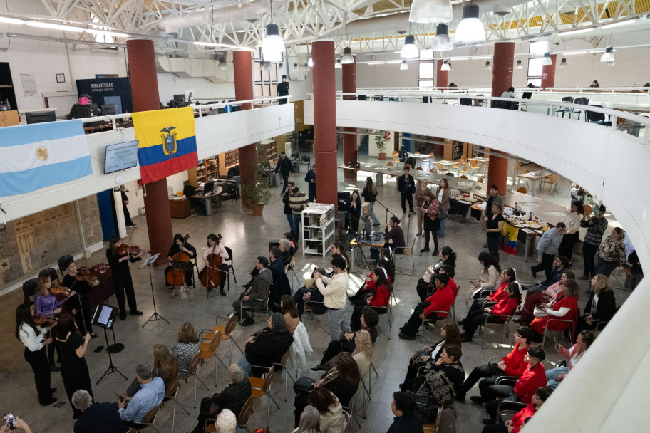 imagen La Biblioteca Central amplió la colección ecuatoriana que inició Arturo Roig