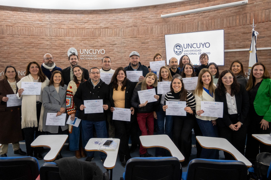 imagen Reconocieron el trabajo colectivo del Sistema Institucional de Educación a Distancia de la UNCUYO