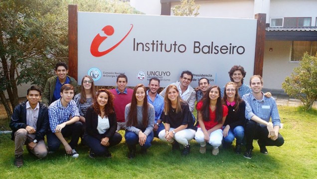 imagen El Instituto Balseiro ofrece Becas de Verano