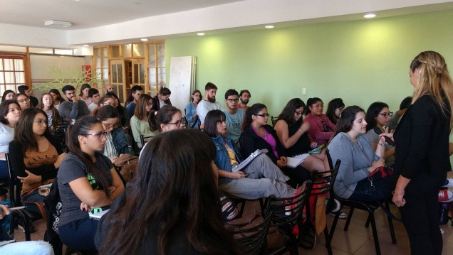 imagen Promocionan derechos estudiantiles