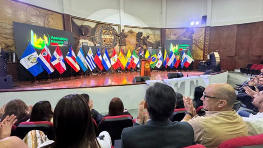 imagen La UNCUYO participó de la XVIII Asamblea General de ATEI en Ecuador