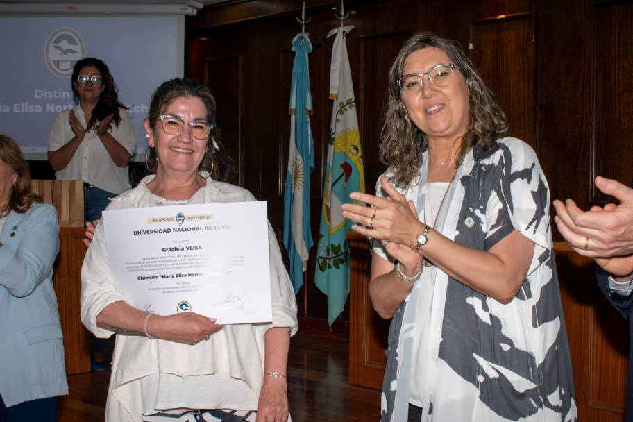 imagen Estudiantes y graduados de la UNCUYO recibieron la distinción Farmache