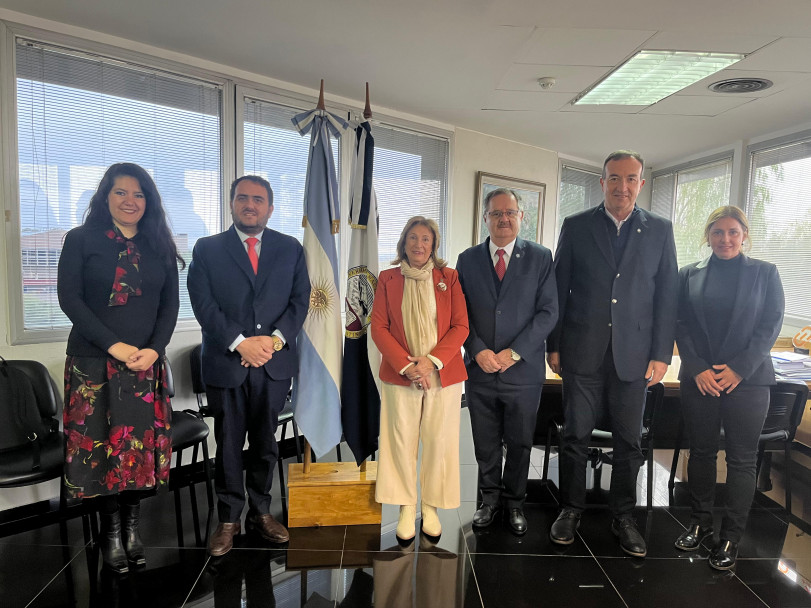 imagen La UNCUYO y la Universidad Católica de Santa María de Arequipa estrechan lazos 