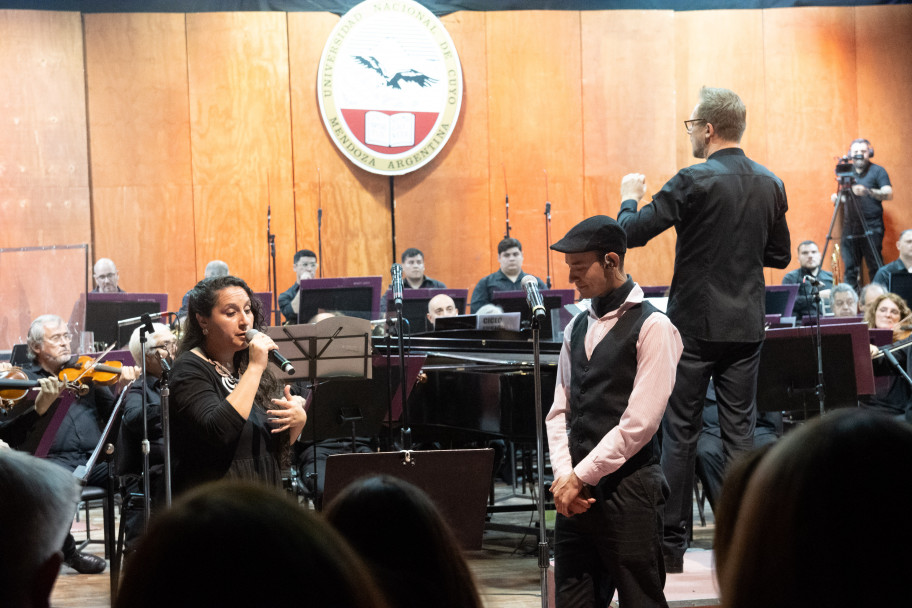 imagen Emotivo concierto homenaje a Joan Manuel Serrat en la UNCUYO 