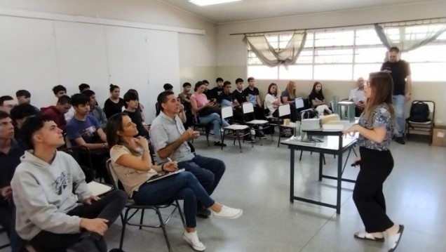 imagen Estudiantes de secundarias mendocinas aprendieron nuevas formas de construcción