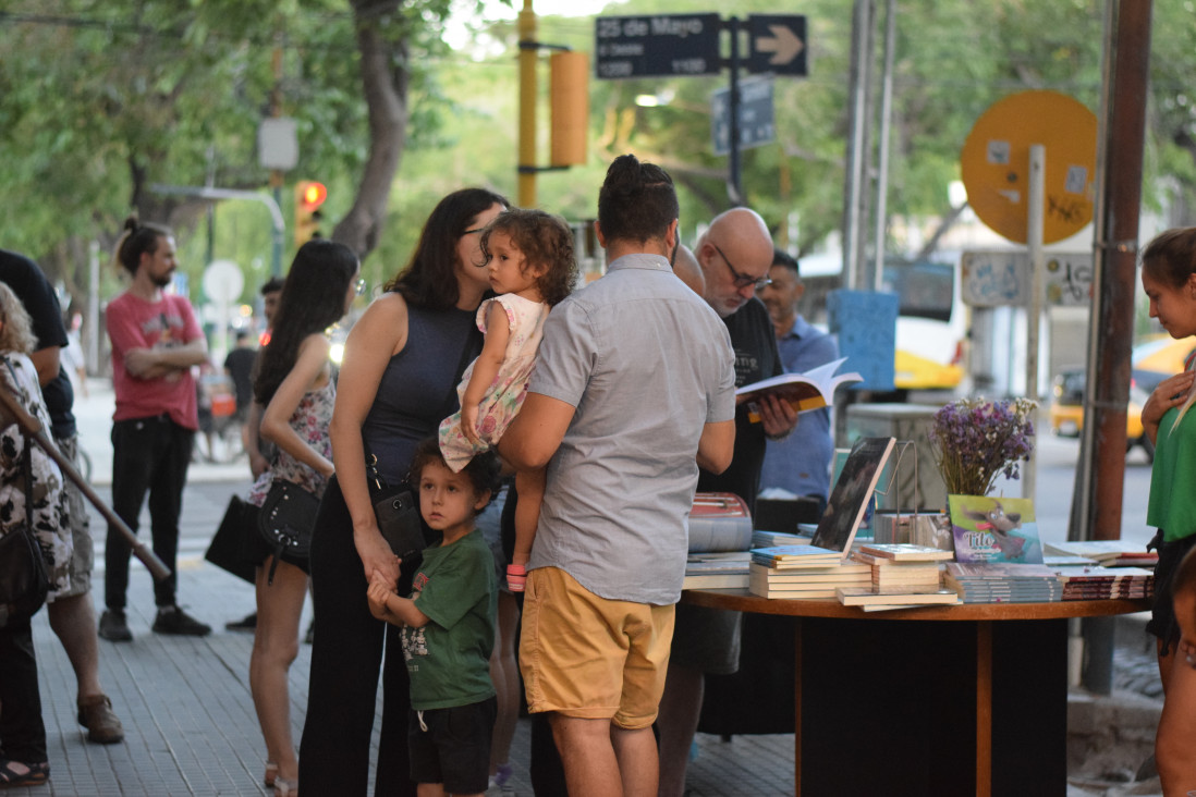 imagen La Casa EDIUNC se enciende en la Noche de las Librerías 