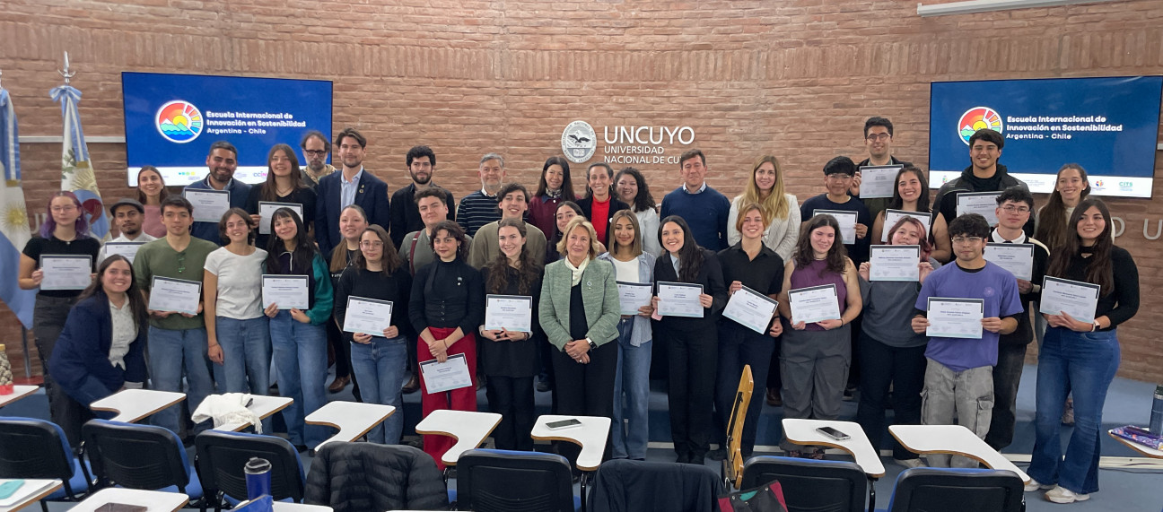 imagen Innovación en Sostenibilidad: estudiantes de UNCUYO y UCHILE enfrentaron desafíos comunes