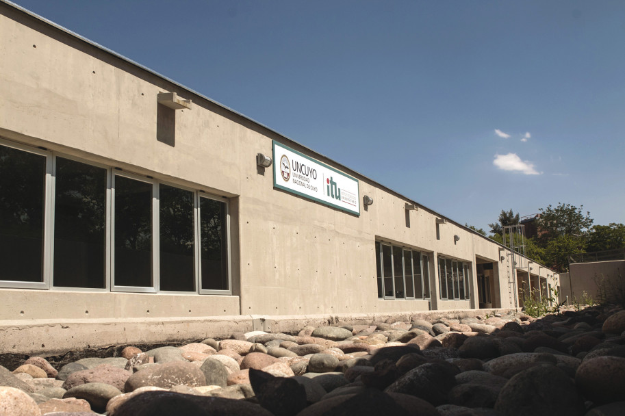 imagen El ITU UNCUYO abrió inscripciones para todas sus carreras