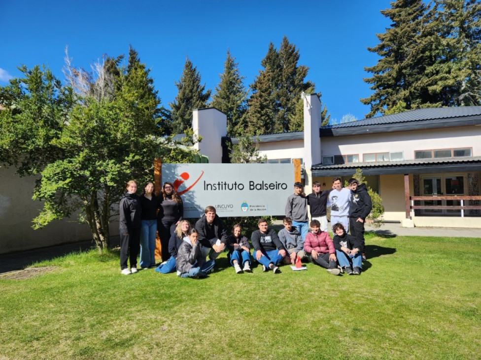 imagen El Balseiro invita a estudiantes de secundaria a pensar en la IA