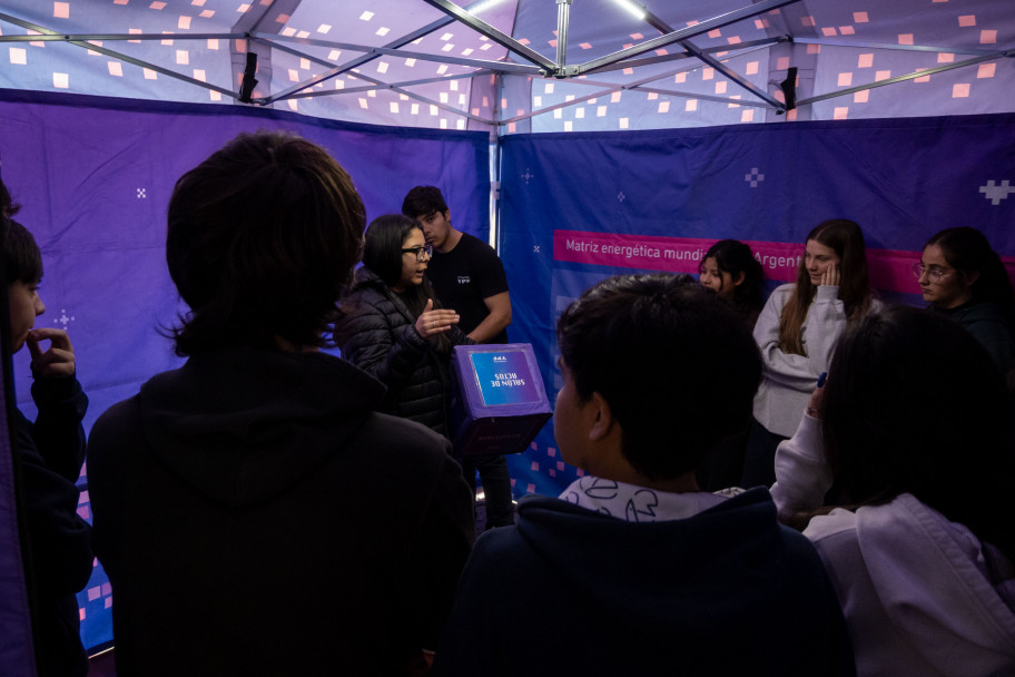 imagen UNCUYO y Fundación YPF despertaron vocaciones con experiencias inmersivas y realidad virtual
