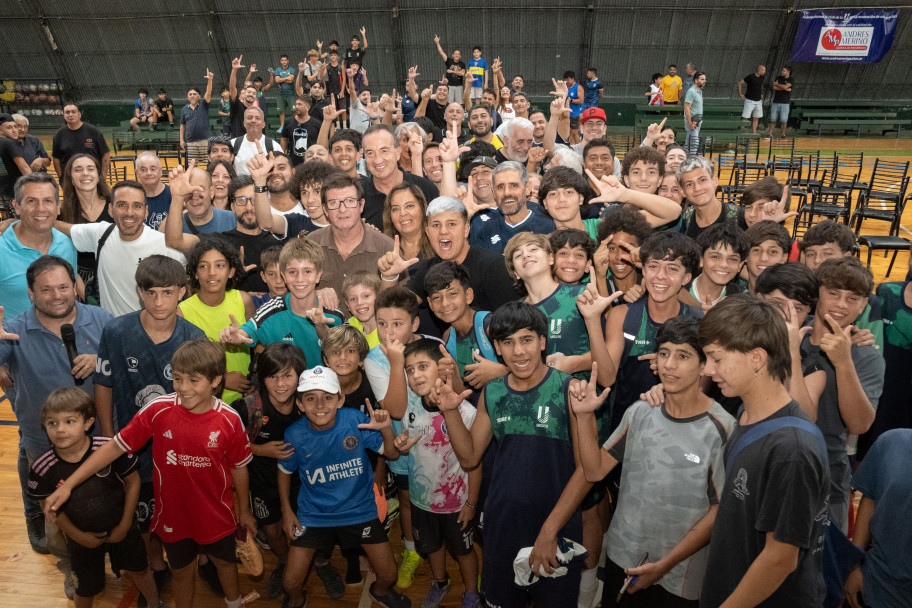 imagen Liderazgo deportivo: Alfredo Berti participó de un conversatorio en la UNCUYO