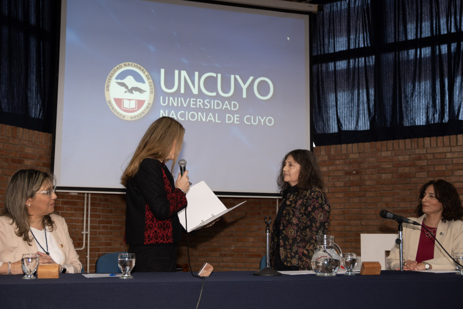 imagen Asumieron las nuevas autoridades en las facultades de la UNCUYO