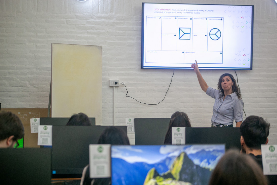 imagen Arrancó el programa de la UNCUYO que potencia a creadores de contenidos digitales