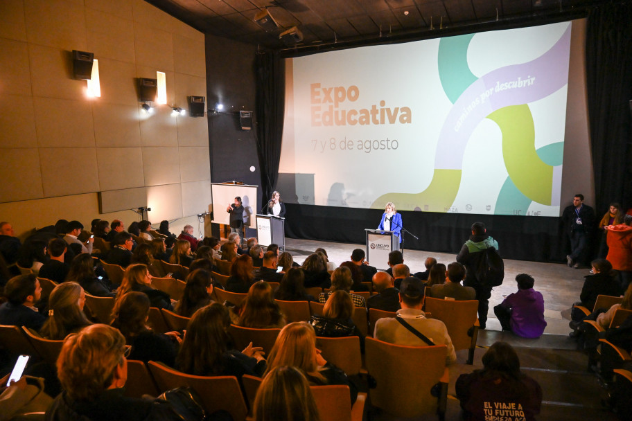 imagen Expo Educativa: "Queremos que cada estudiante sepa que no está solo en su búsqueda"
