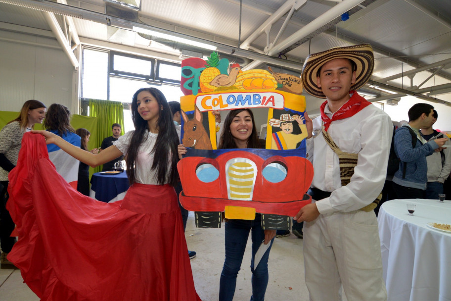 imagen Una feria estudiantil que unió culturas