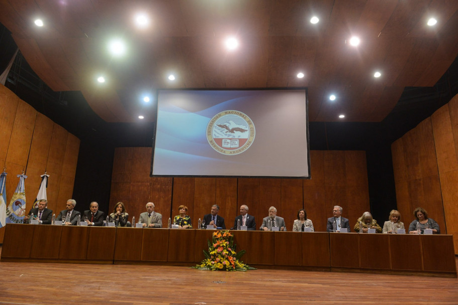 imagen Pizzi anunció la ampliación del Hospital en el acto de aniversario 