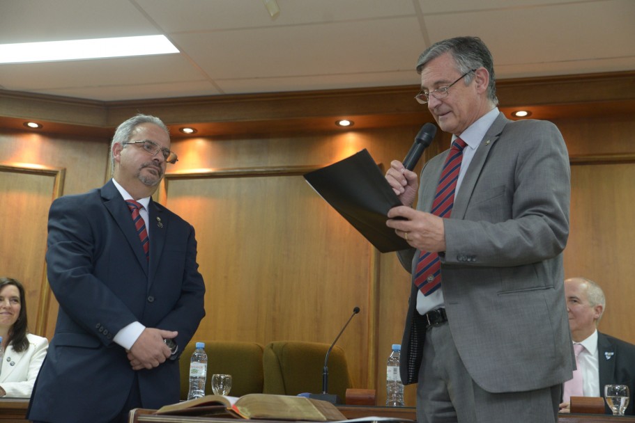 imagen Asumieron decanos de las distintas facultades