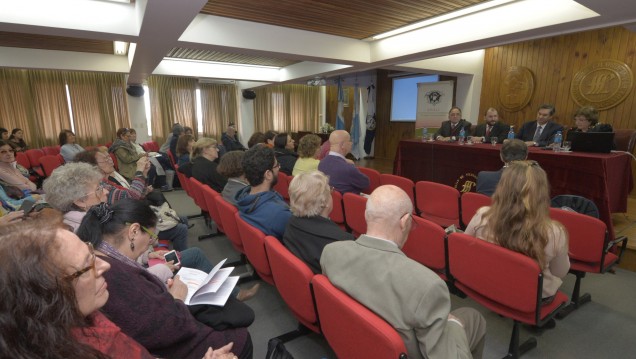 imagen Académicos analizan la lengua y literatura Italiana 