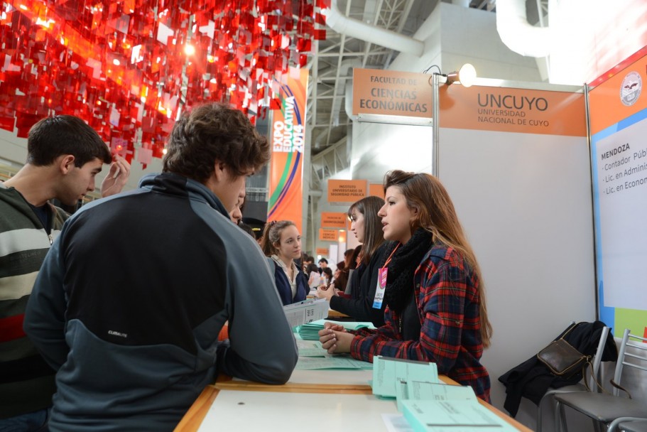 imagen Ya se pueden recorrer los stands de la Expo Educativa 