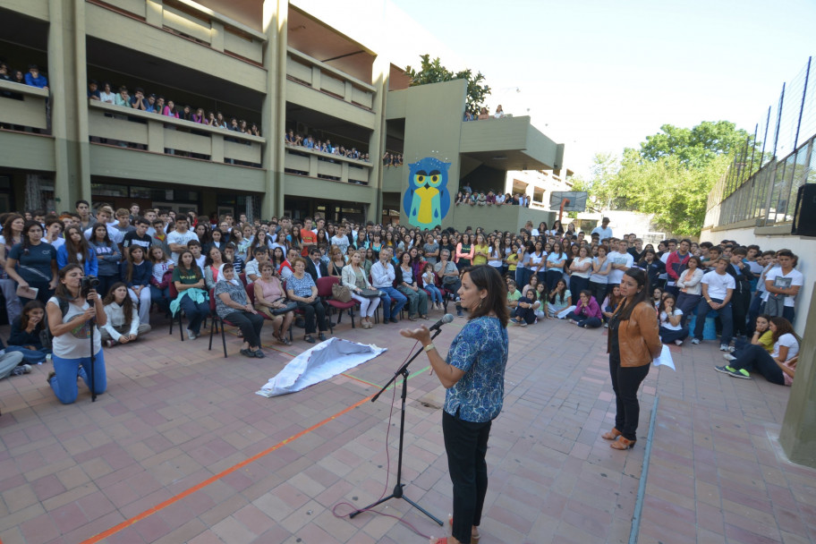 imagen Una placa en el CUC recuerda a estudiante desaparecida