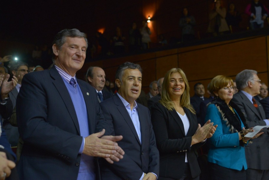 imagen "Cuenten con nosotros para construir una Mendoza mejor"