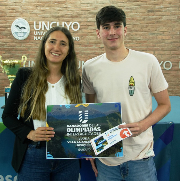 imagen Ciencias Económicas alzó la copa Challenger del Interfacultades