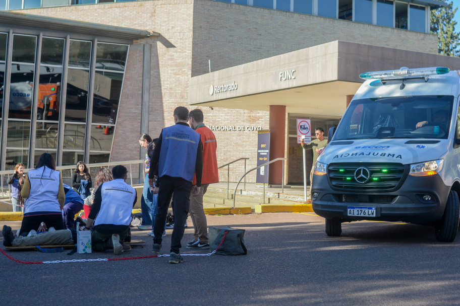 imagen La UNCUYO realizó un simulacro de evacuación para edificios públicos y educativos