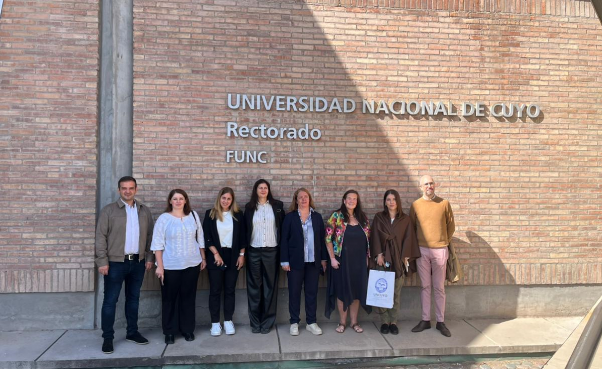 imagen Prestigiosa universidad rumana forja vínculos de cooperación con la UNCUYO