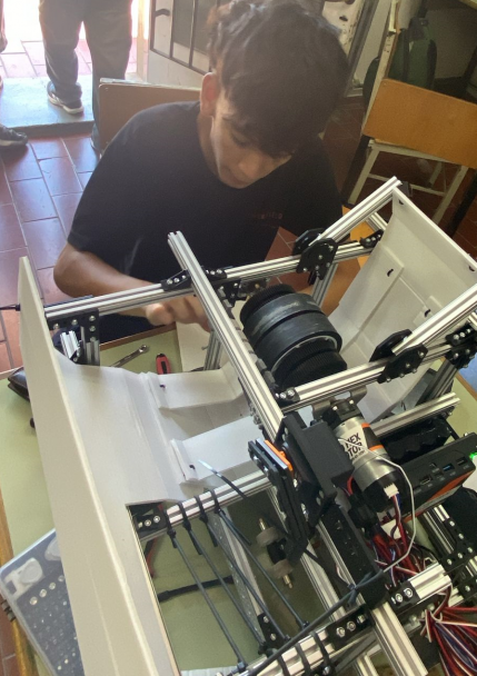 imagen Escuela de la UNCUYO debutó en competencia internacional de Robótica 