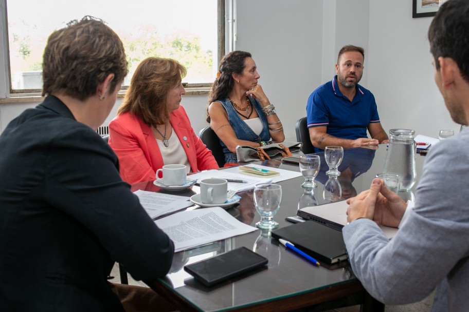 imagen La UNCUYO y el gobierno provincial acordaron una agenda conjunta de sostenibilidad y transición energética