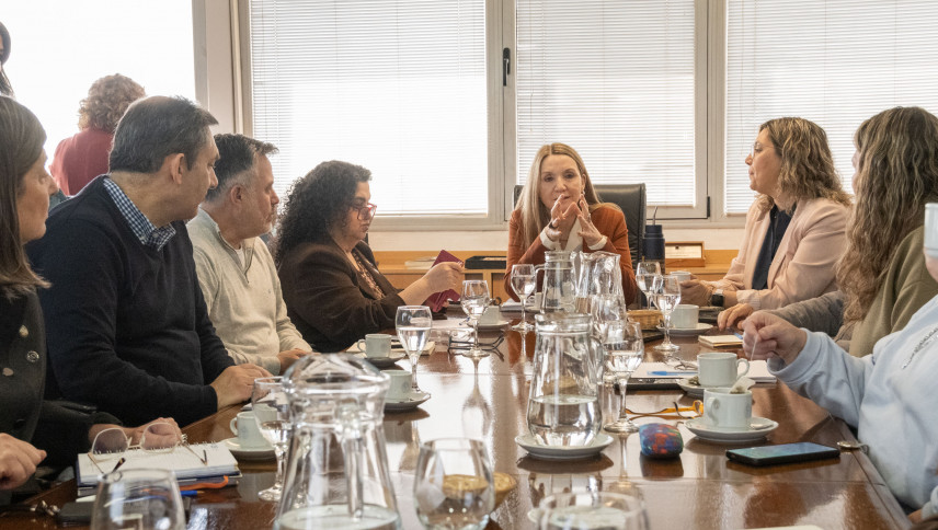 imagen que ilustra noticia Adriana García y Ana Sisti se reunieron con Decanas y Decanos