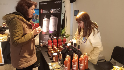 imagen Los vinos de la Escuela de Agricultura se venden en Buenos Aires