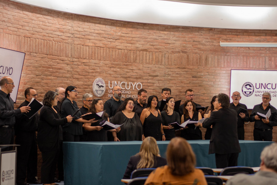 imagen "Por una universidad pública y de calidad, aquí estamos"