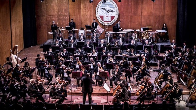 imagen La Sinfónica celebra sus 74 años con un espectáculo en la Nave