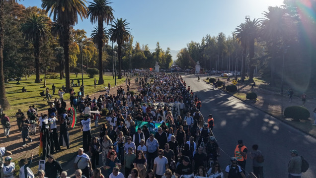 imagen La UNCUYO reafirma su compromiso con la defensa de la educación pública