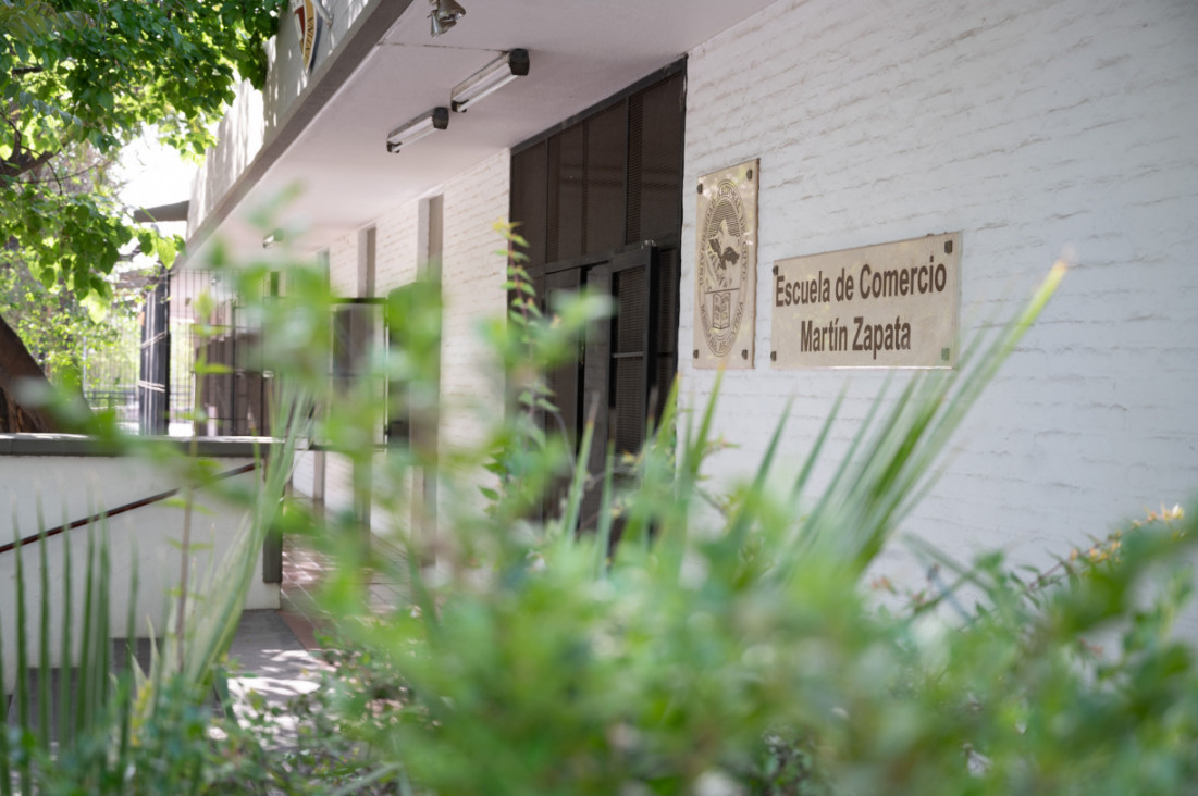 imagen La UNCUYO inició un sumario y separó preventivamente al docente del Martín Zapata