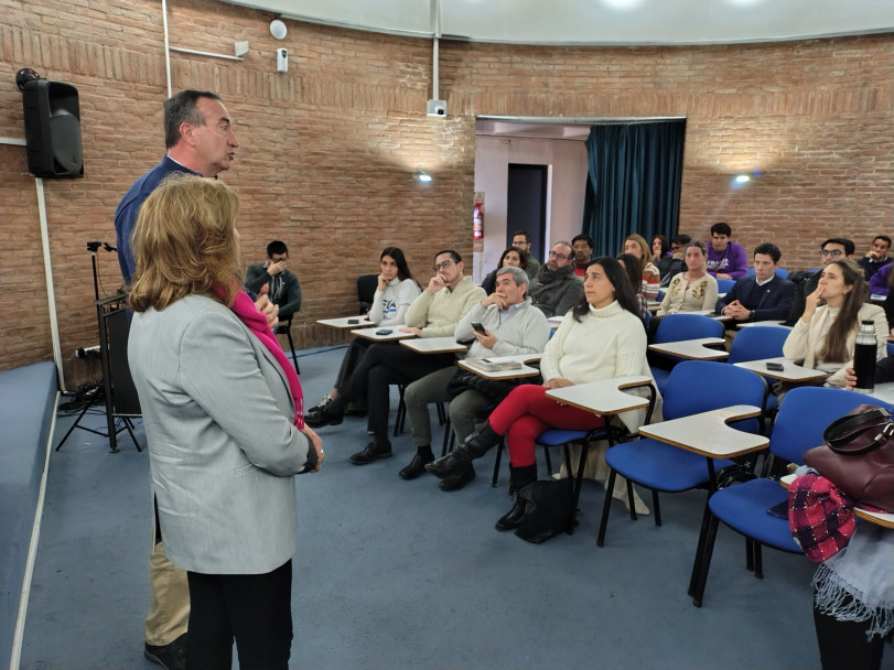imagen Financiamiento universitario: acuerdan acciones de visibilización