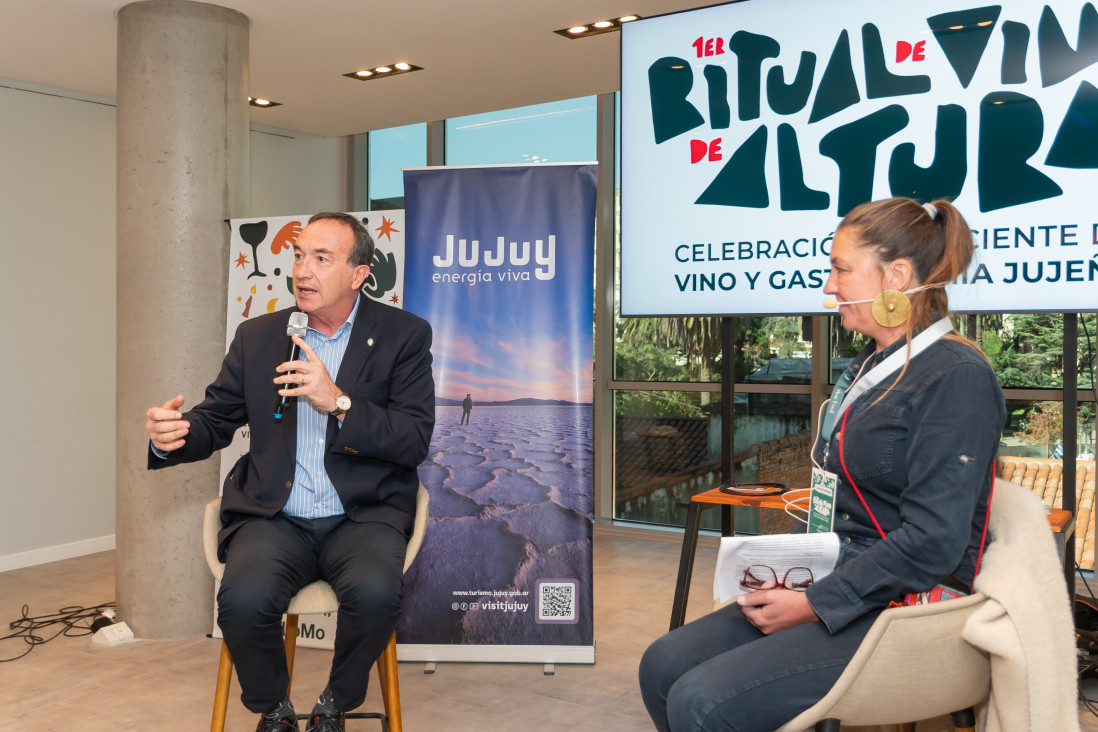 imagen Gabriel Fidel disertó en Jujuy sobre enoturismo y desarrollo local