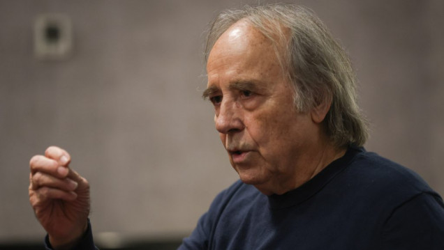 imagen Honoris Causa a Serrat: el artista catalán tendrá su cara a cara con el público