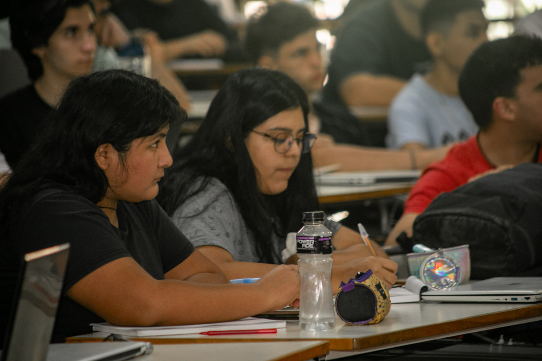 imagen Democracia y desarrollo: comienza el programa que compara experiencias de Argentina y Estados Unidos
