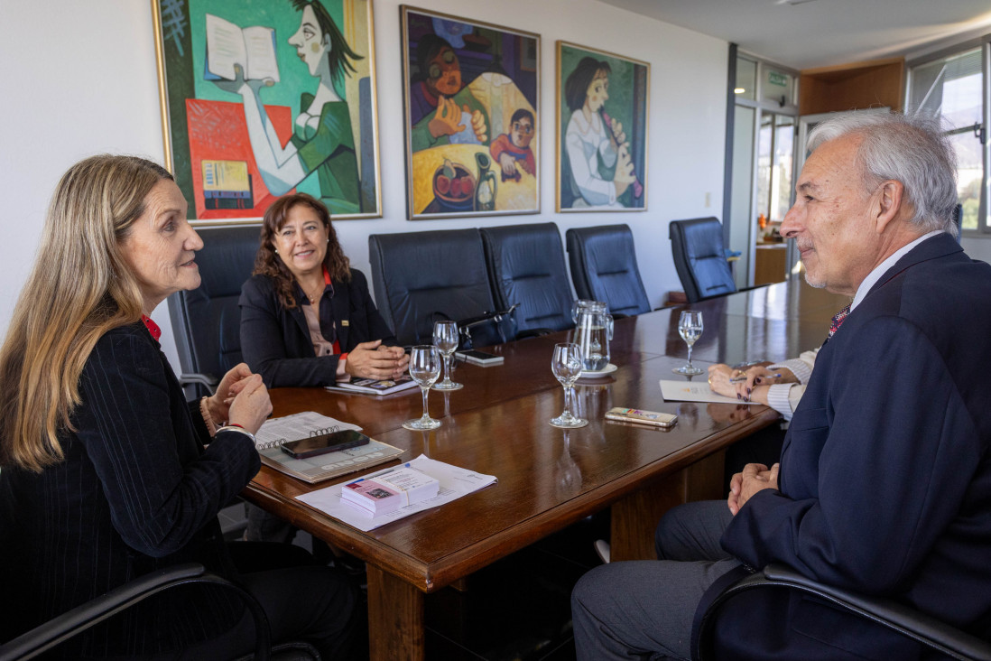 imagen Rectora de la UNCUYO recibió a su par de la Universidad Maza