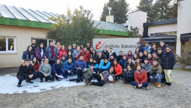 imagen Estudiar lejos de casa: Jóvenes cuentan su experiencia en el Balseiro