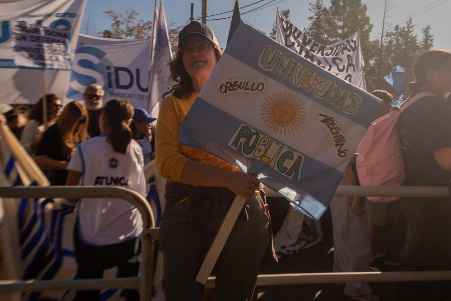 imagen Mendoza marchó por el cumplimiento de la Ley de Financiamiento Universitario