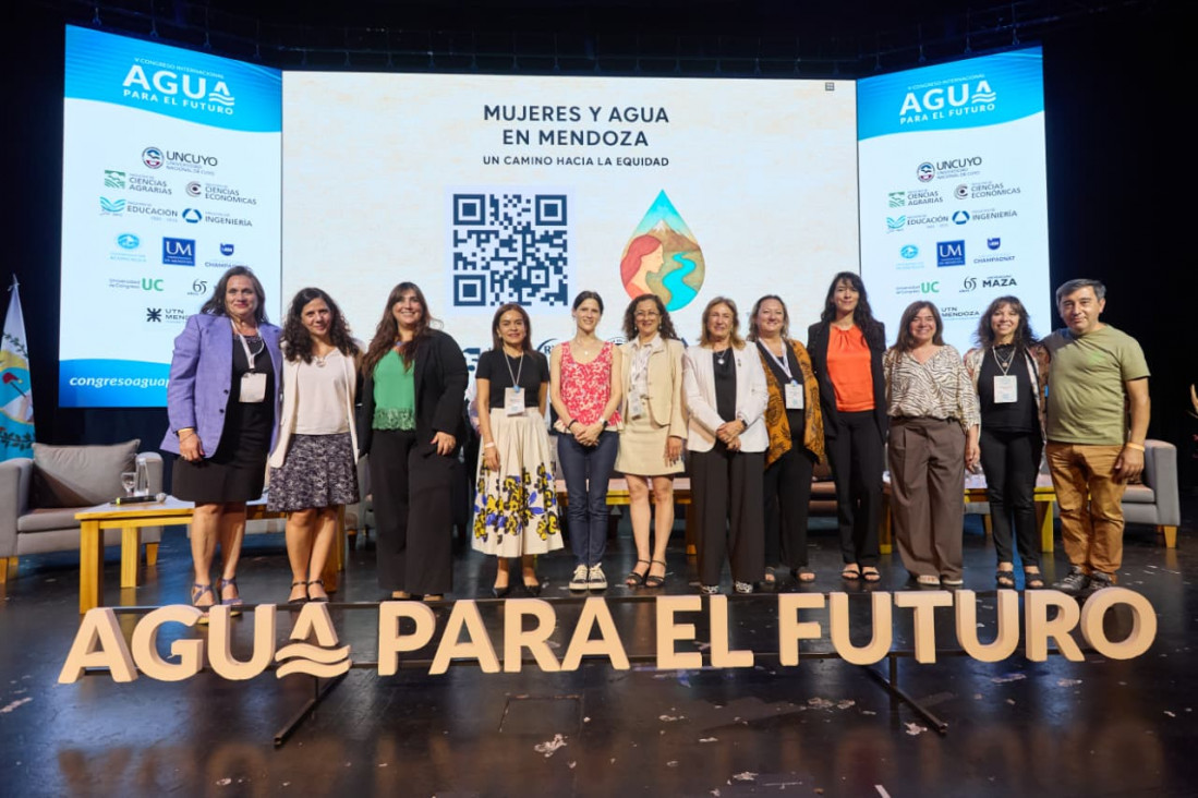 imagen La UNCUYO participó del congreso internacional Agua para el futuro
