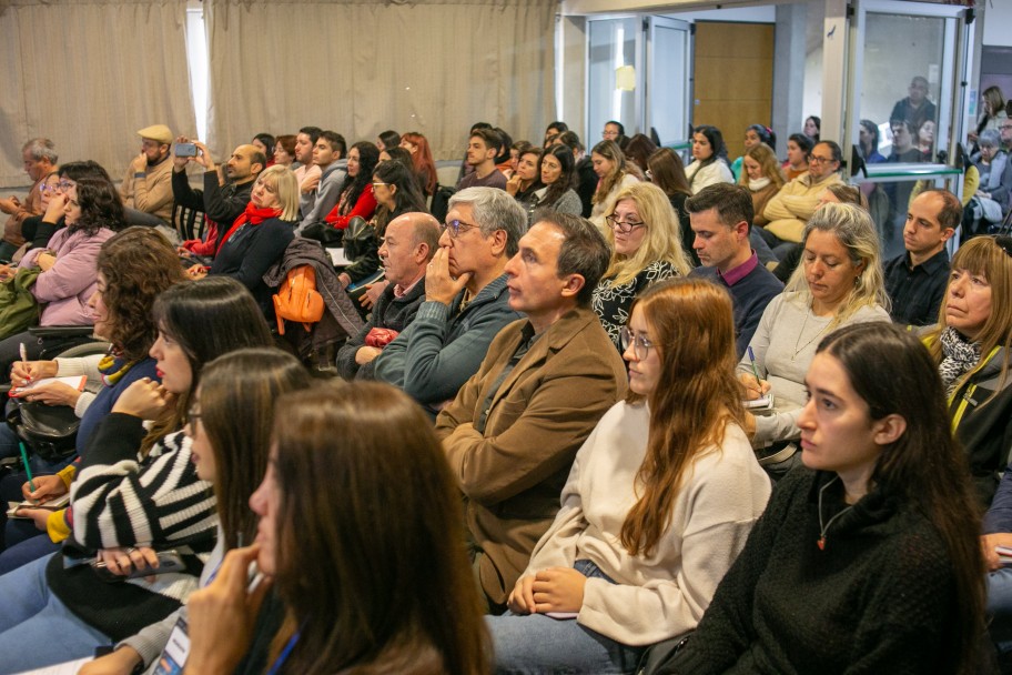 imagen Analizaron el potencial de la Inteligencia Artificial en la Educación