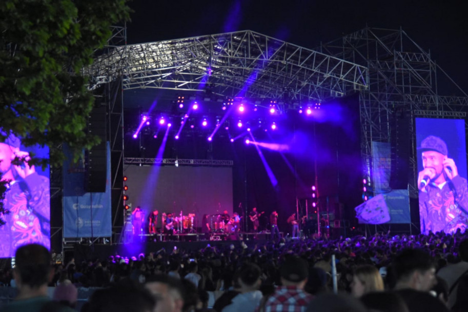 imagen Miles de jóvenes vibraron con el "Mood Primavera"
