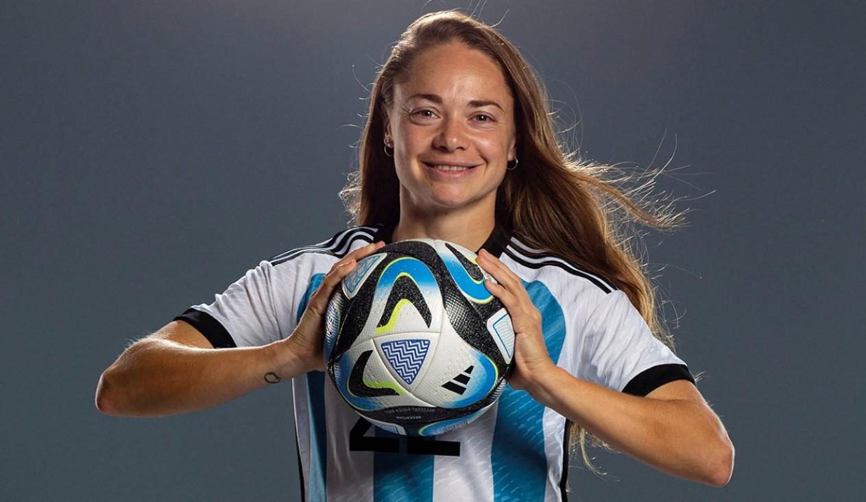 imagen Estefanía Banini llega a la UNCUYO para hablar de liderazgo en el deporte