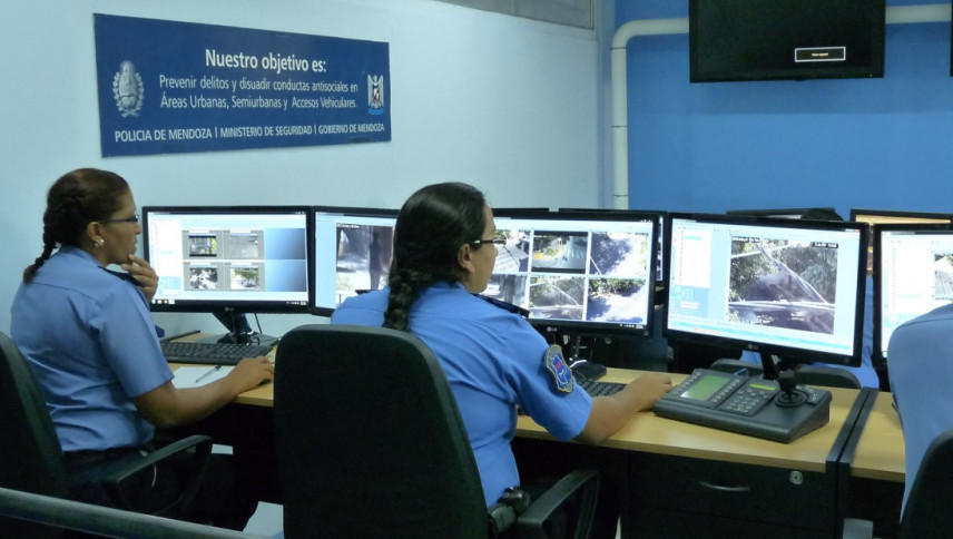 imagen que ilustra noticia La UNCUYO convoca aspirantes para trabajar en el 911